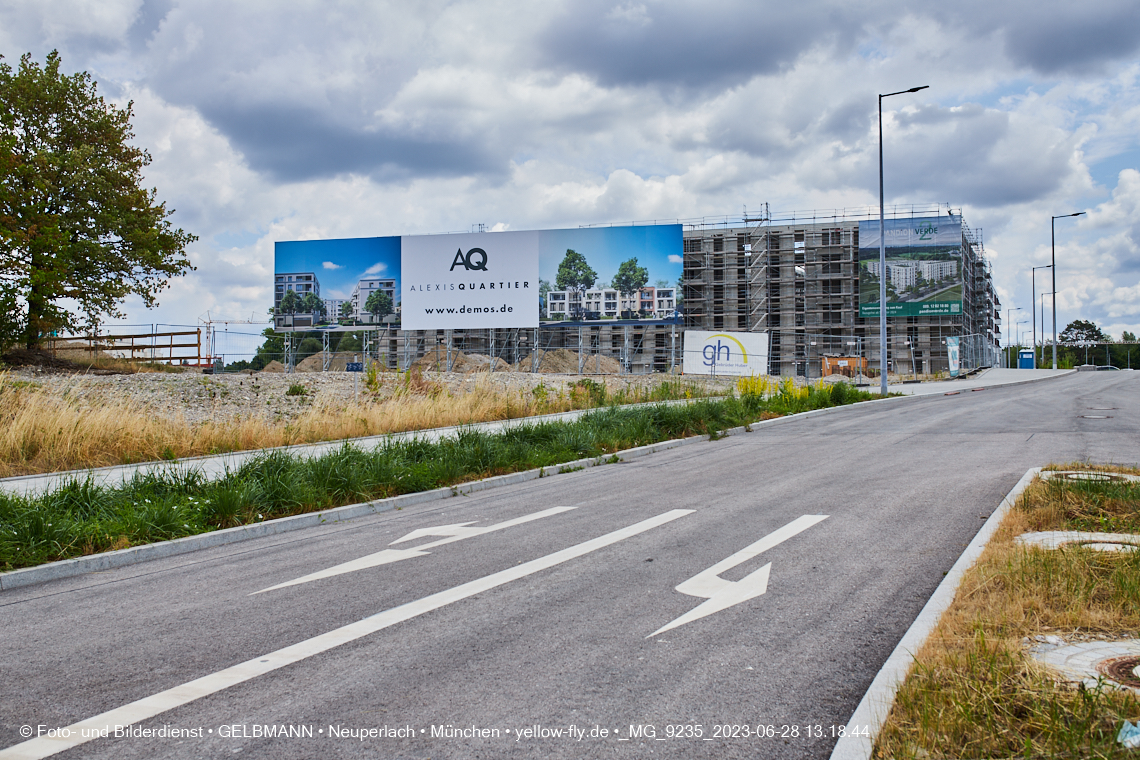 28.06.2023 - Baustelle Alexisquartier - neue DEMOS-Hinweisschilder